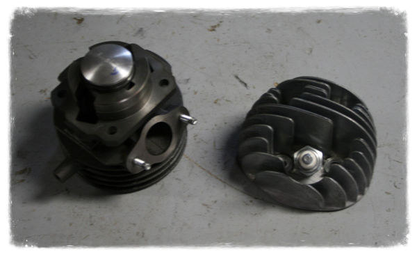 Piaggio Ape Vespa PK XL 50 2 T Zylinder Kopf Original Neu