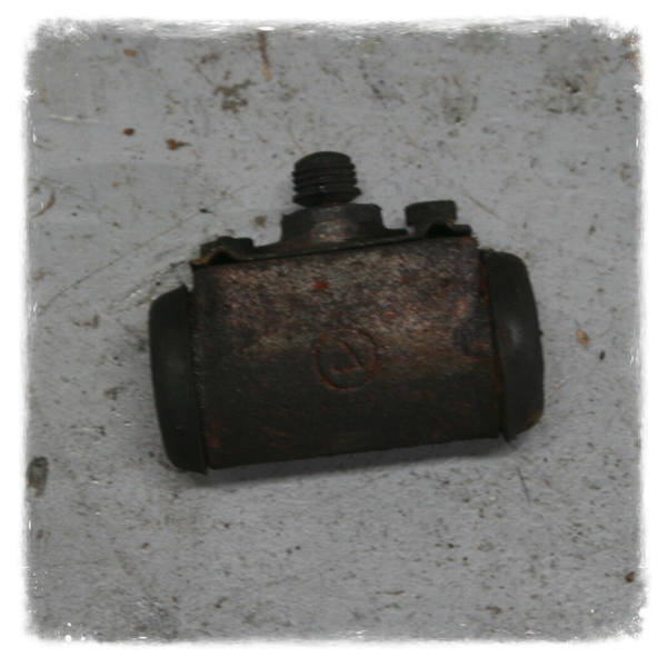 Vespa Cosa 200 Bremszylinder hinten Original