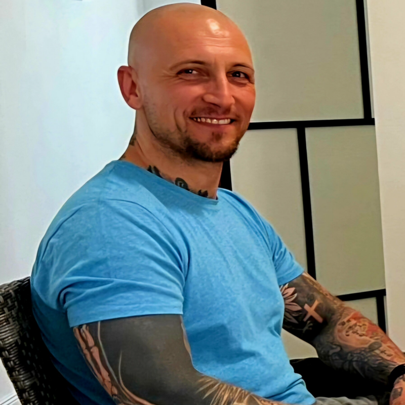 Praxisinhaber von Atlas Statik in Berlin – sanfte Atlaskorrektur