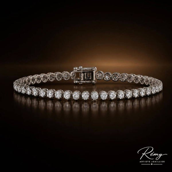 Bracelet tennis en or blanc 750/1000 et diamants 3 ct