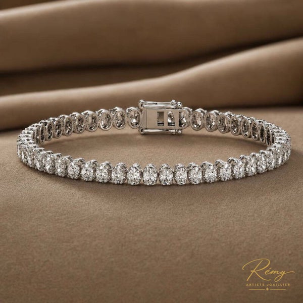 Bracelet tennis diamants ovales 4 ct en or blanc 750/1000