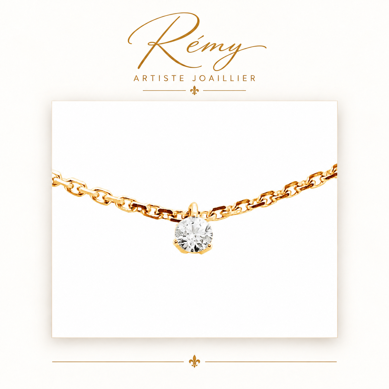 Collier solitaire trois griffes – Or jaune 750 – Diamant GVS 0,15 ct
