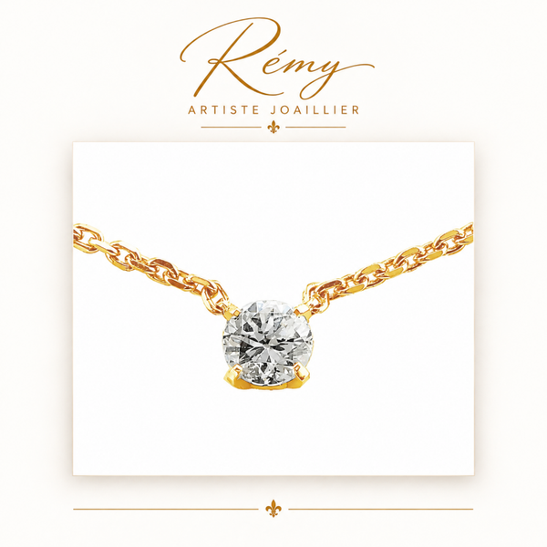 Collier solitaire quatre griffes – Or jaune 750 – Diamant GVS 0,50 ct