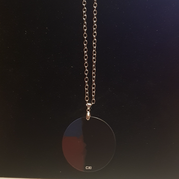 Darkness ketting (groot)