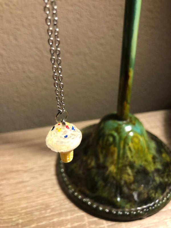 Ketting: softijs met spikkels