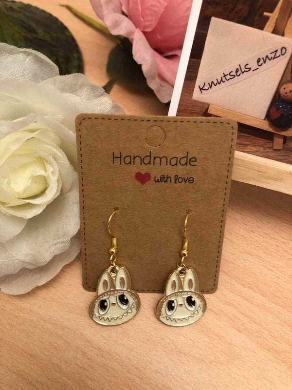 Oorbellen Labubu gezicht