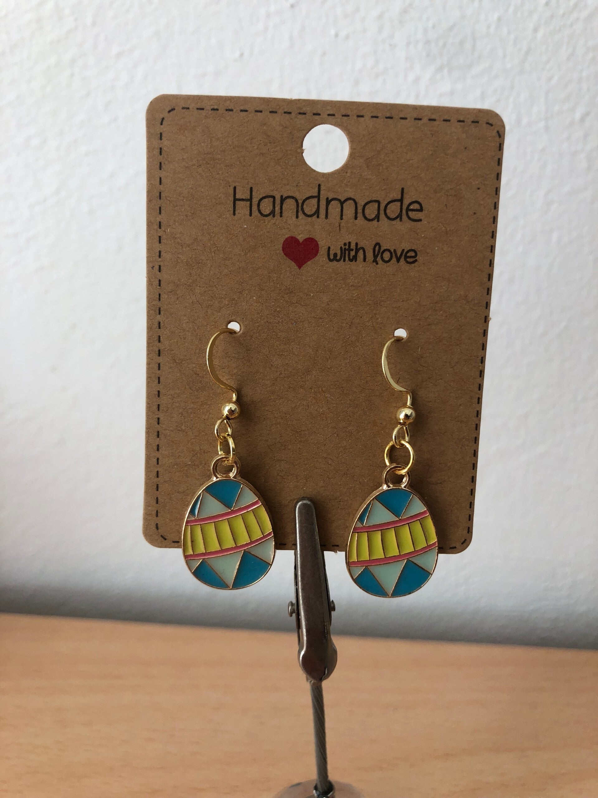 Oorbellen versierde paaseieren