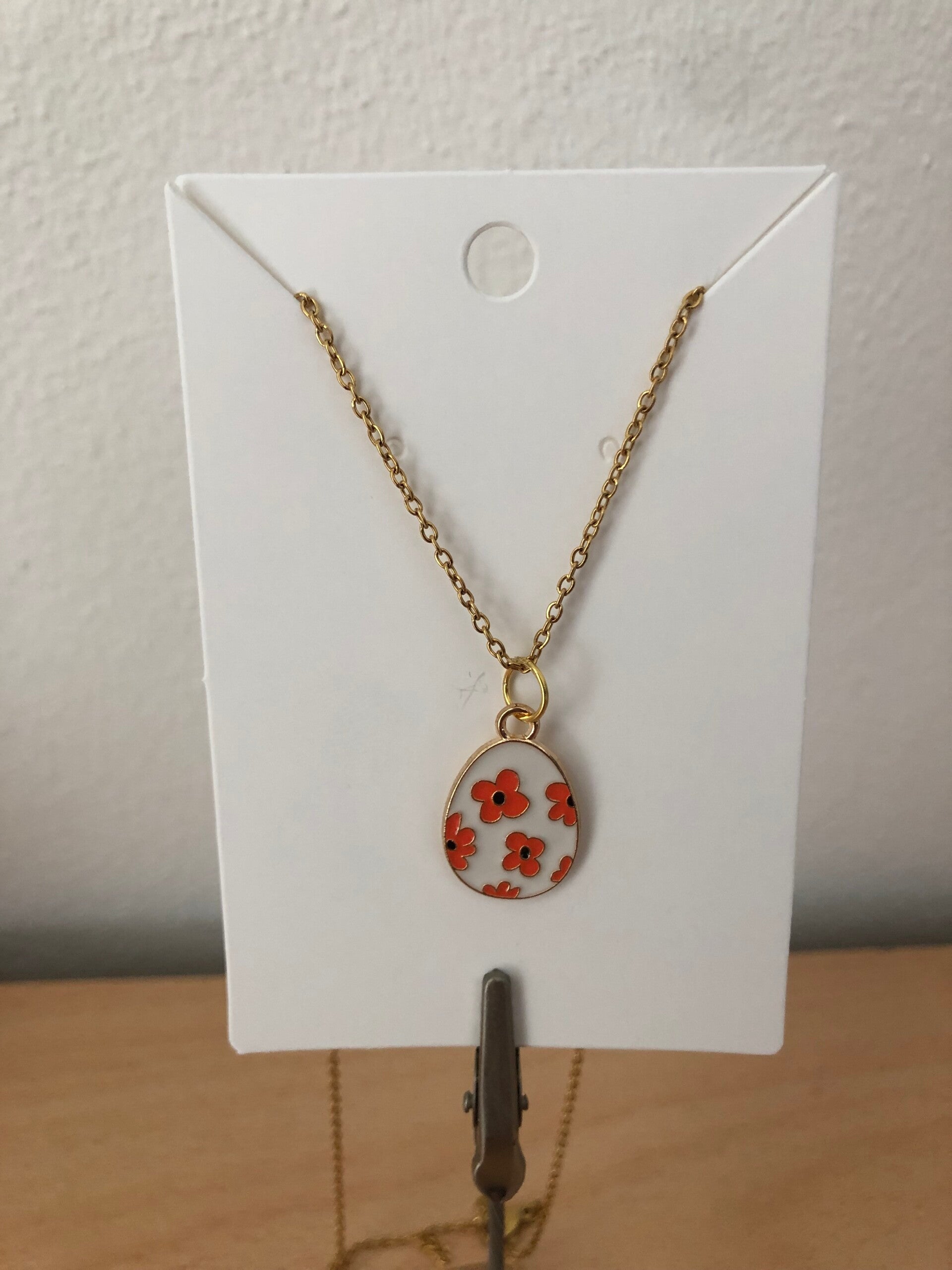 Ketting: Paasei met bloemetjes