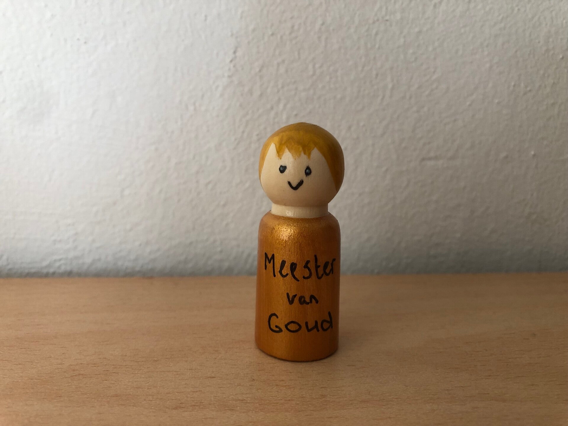 Pegdoll Meester van Goud/ blond (middel)