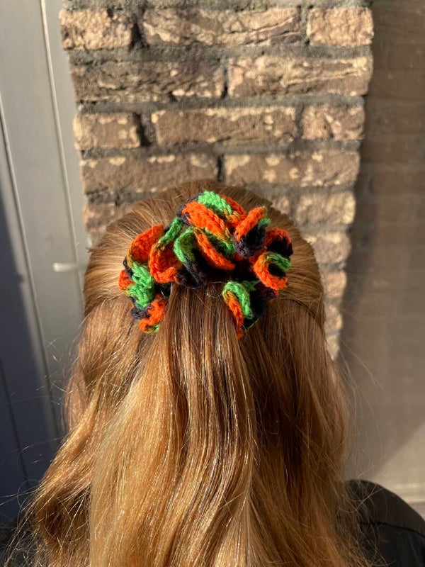 Scrunchie: 🧹 Heksenketel Scrunchie