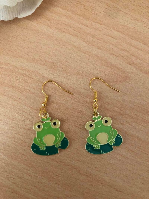 Oorbellen kikker op blad