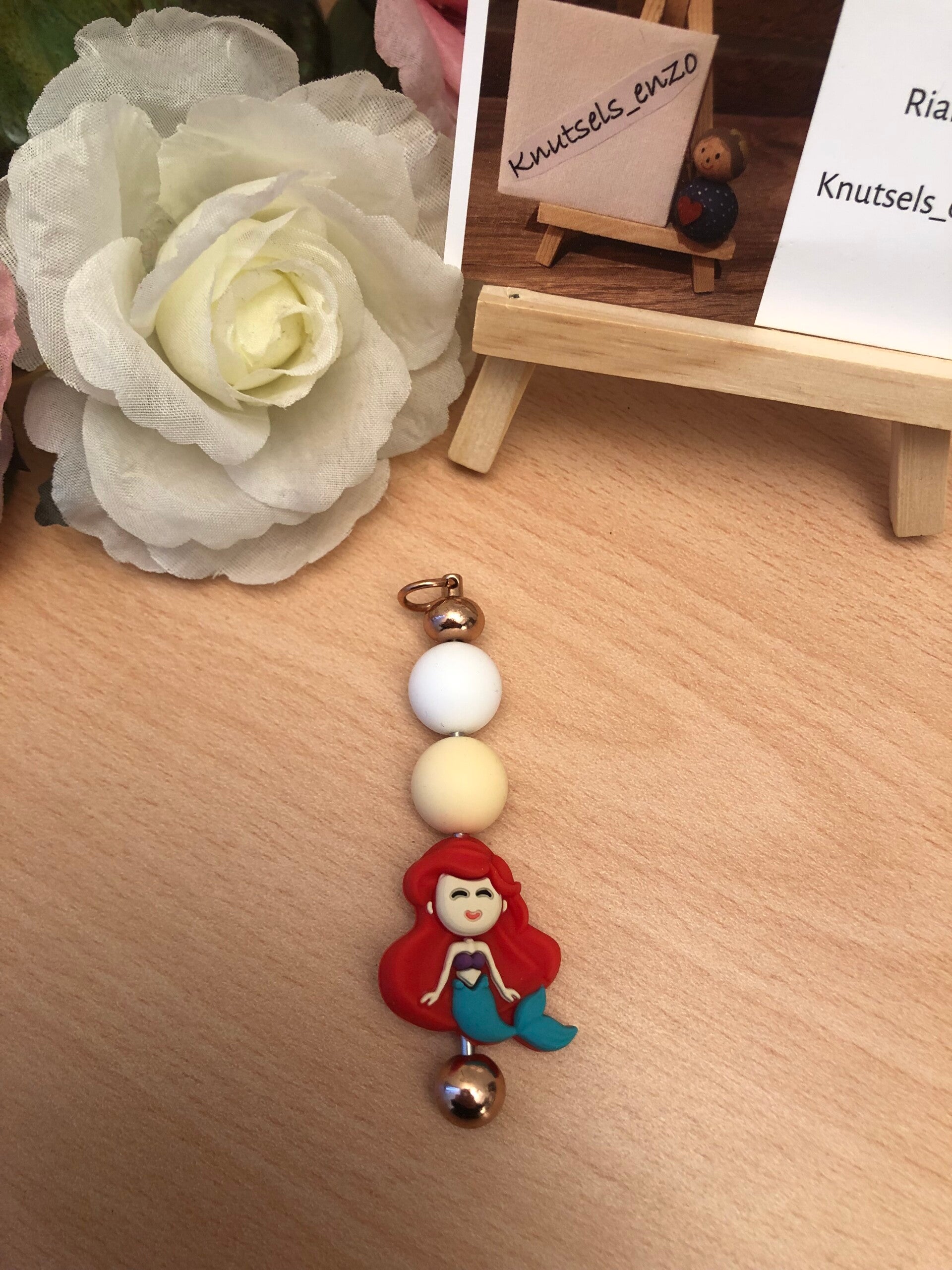 Sleutelhanger pin Ariël de kleine Zeemeermin