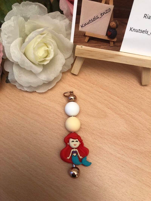 Sleutelhanger pin Ariël de kleine Zeemeermin