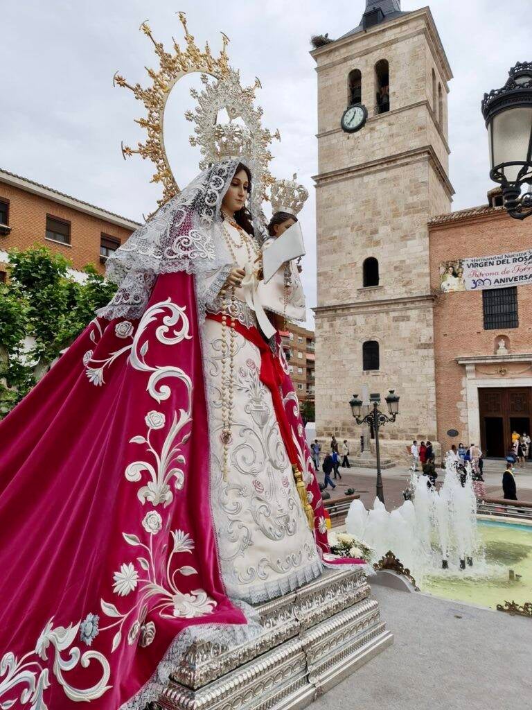 23-mayo-2021-misa-plaza-mayor-8-768x1024-standard.jpg