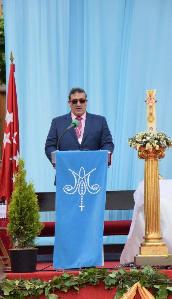 23-mayo-2021-misa-plaza-mayor-9-589x1024-standard.jpg
