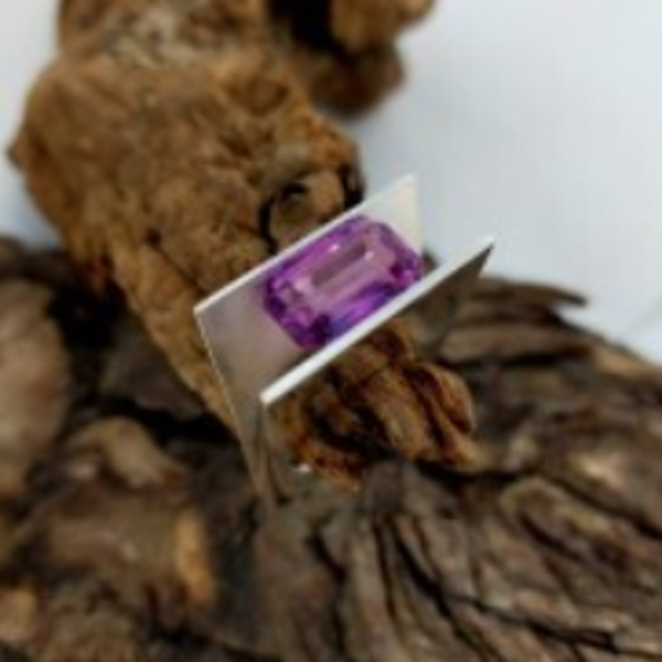 Maat 16,4 moderne zilveren ring met echte Amethist