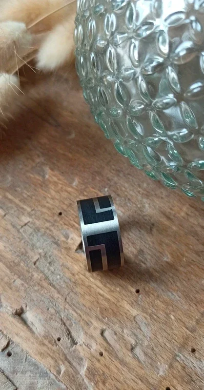 Bague acier motif homme ou femme