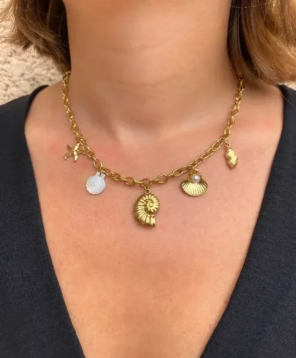 Collier acier inoxydable doré breloque coquillages