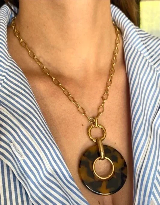 Collier acier inoxydable résine léopard