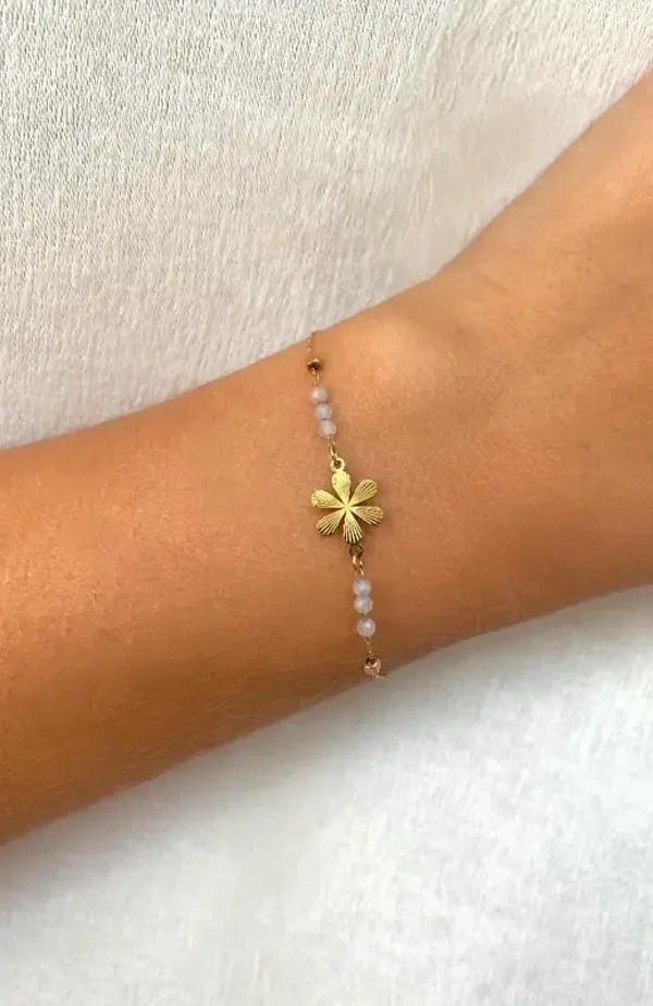 Bracelet acier inoxydable fleur et pierres blanches opaque