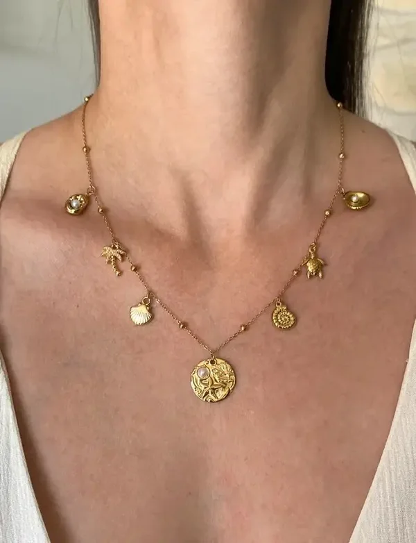 Collier pendentifs marins perles nacrées