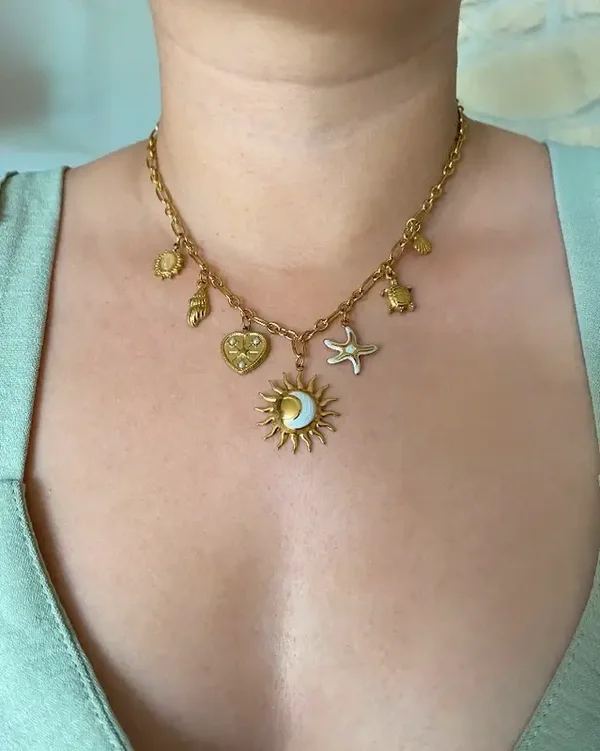 Collier acier inoxydable doré soleil nacré
