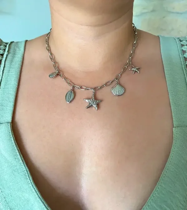 Collier acier inoxydable argenté pampilles étoile de mer et coquillage