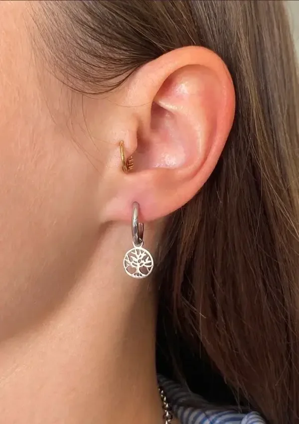 Boucles d'oreilles mini créoles arbre de vie