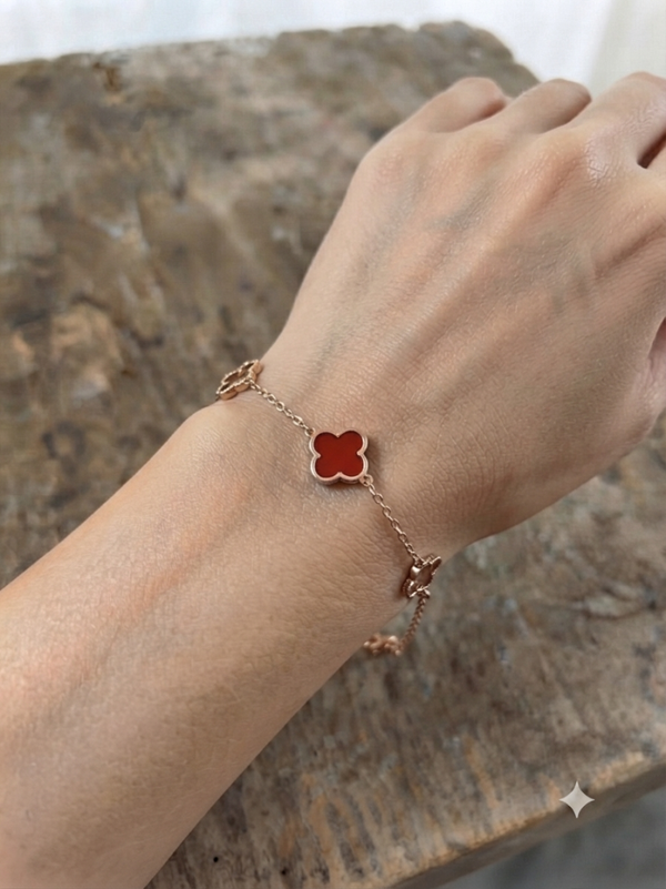 Bracelet acier inoxydable fleur émail coloris au choix