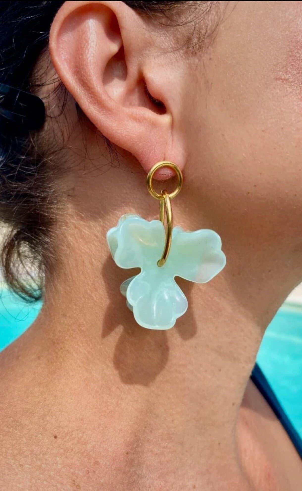 Boucles d'oreilles acier inoxydable fleurs résine