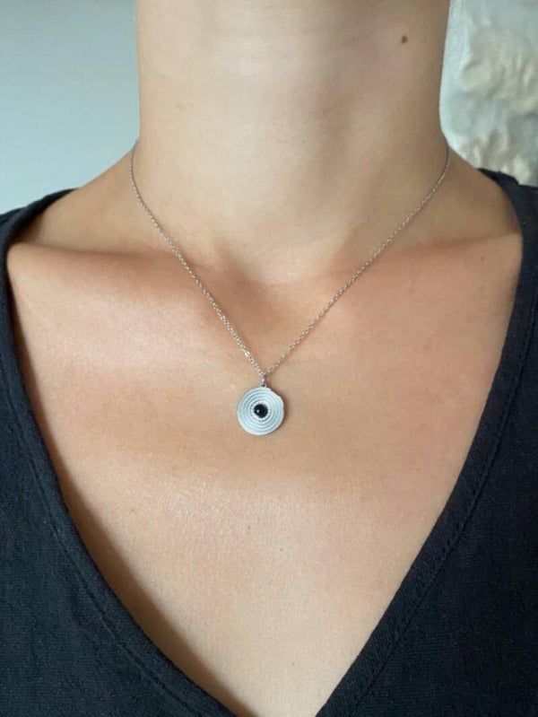 Collier acier inoxydable pendentif rond perle noire