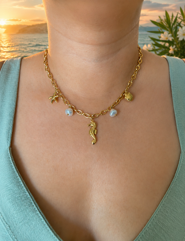 Collier acier inoxydable doré marins hippocampe et perles