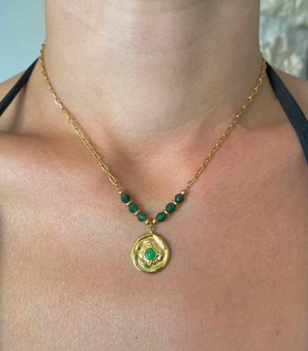 Collier acier inoxydable cristaux verts