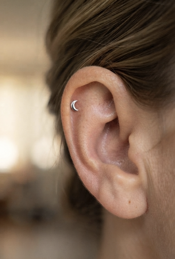 Piercing labret lune en titane