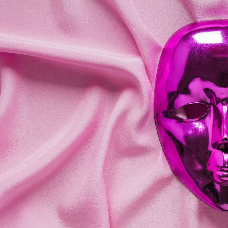 Freepik free photo - Pink Face Mask