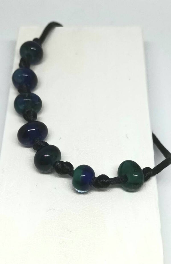 Armbandje donker blauw en groen