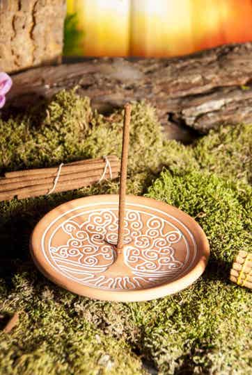 Yggdrasil Räucherstäbchenhalter Natur aus Ton