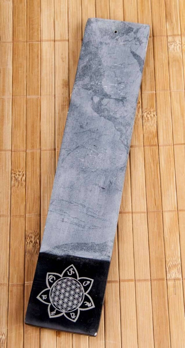 Räucherstäbchenhalter - Blume des Lebens im Lotus Speckstein schwarz 25 x 5 cm