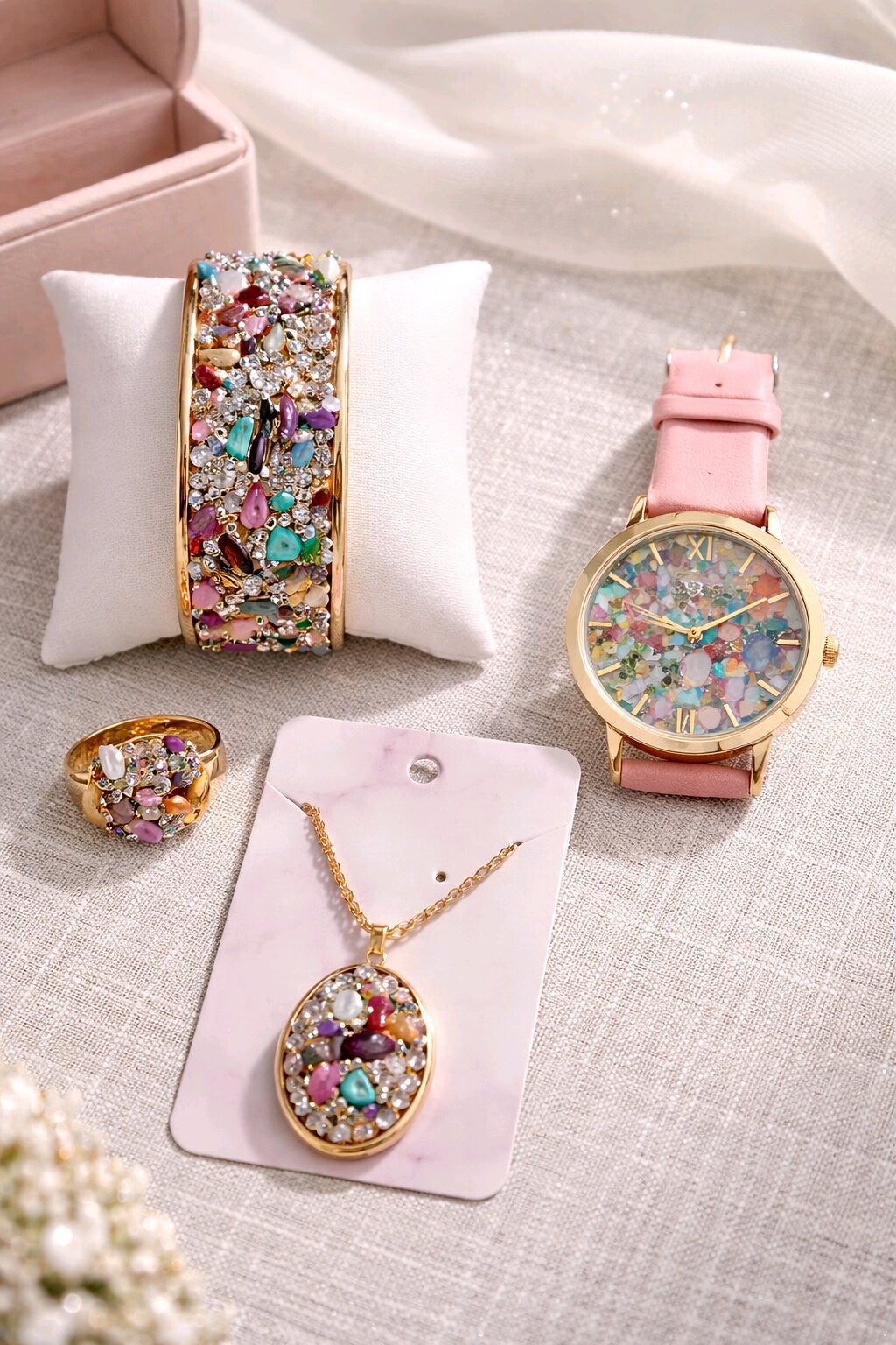 Reloj + anillo + brazalete + collar