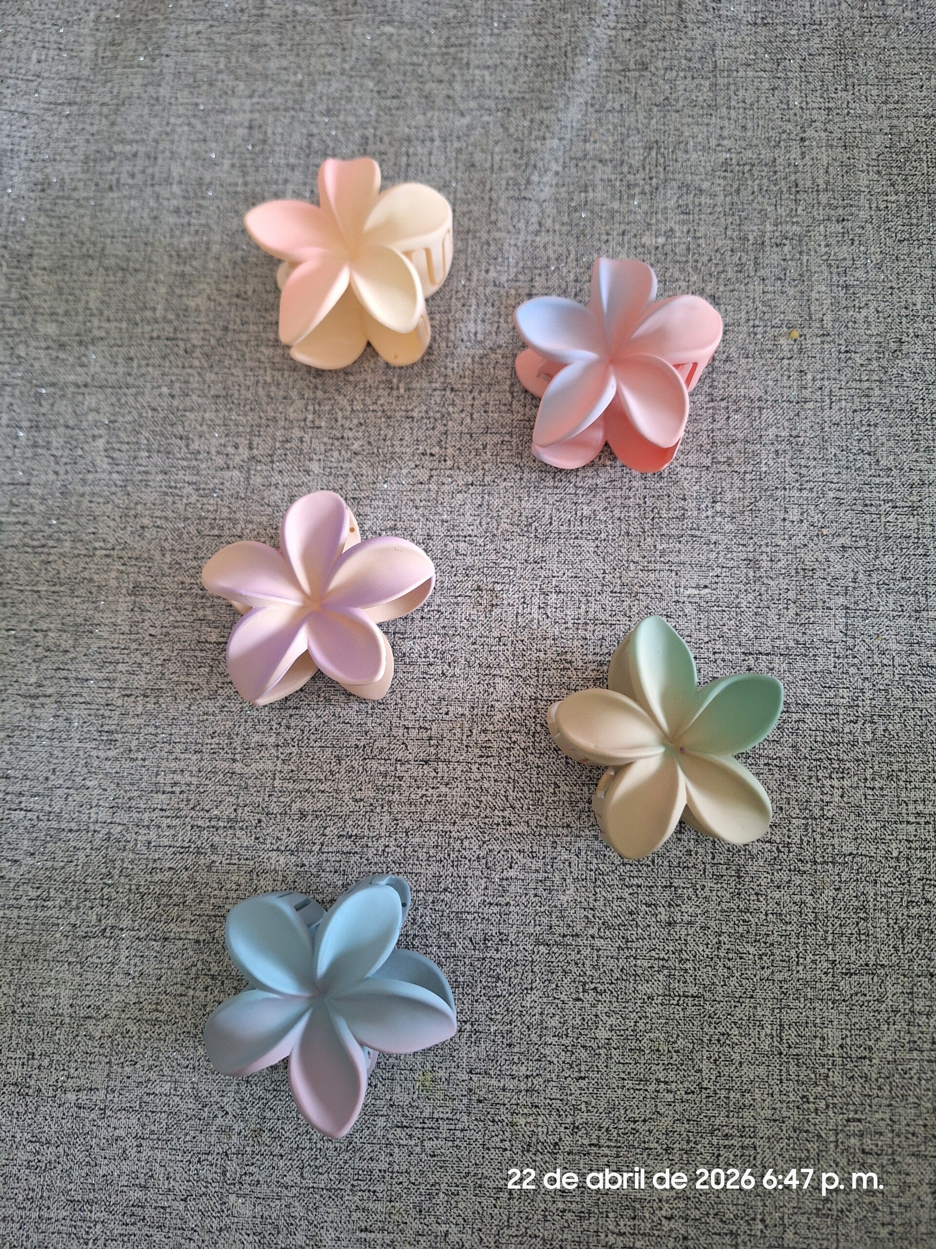 Pinzas hawaianas medianas
