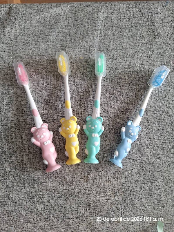 Cepillos de dientes Oso
