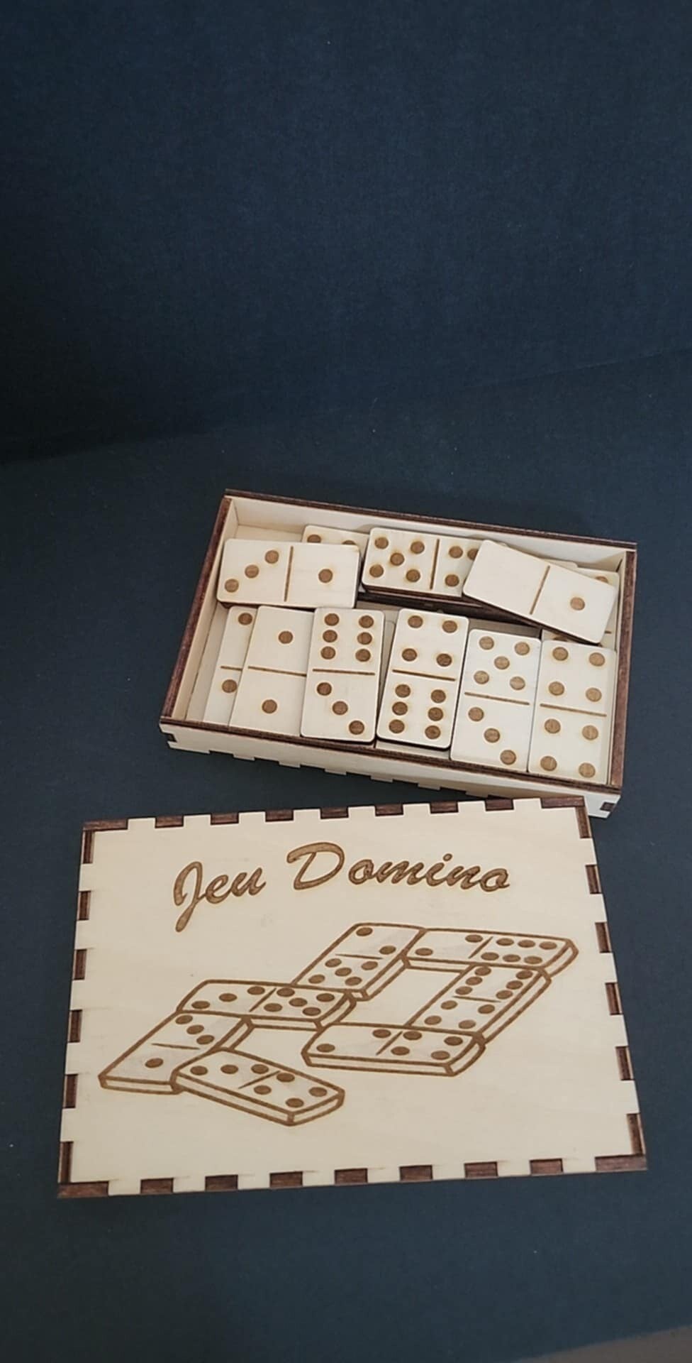 Jeu de DOMINO