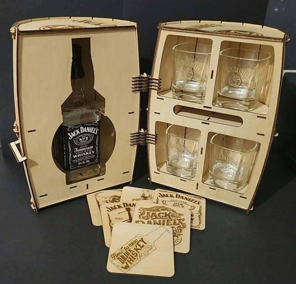 Fût Jack Daniel’s – Création artisanale en bois de tilleul