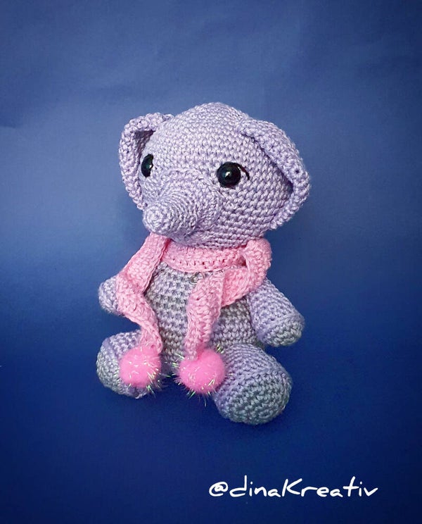 Amigurumi Elefant Eckehard, gehäkelt aus Baumwolle – Kuscheltier – Geschenk & Kinderzimmer Deko - Geschenk für Kinder, ca. 15cm