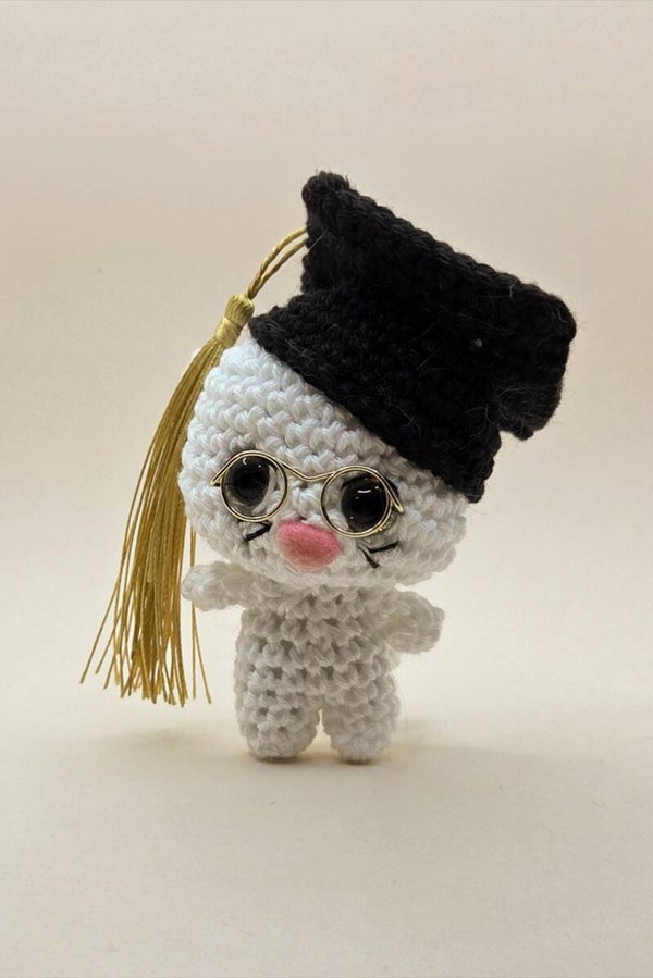 Amigurumi Kätzchen Karen gehäkelt aus Baumwolle, handmade Geschenk und Dekoration, ca. 8cm Kuscheltier
