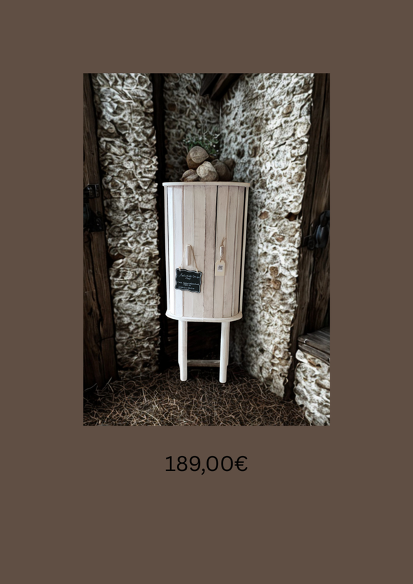 "Nordlicht" Beistellschrank im skandinavischen Stil