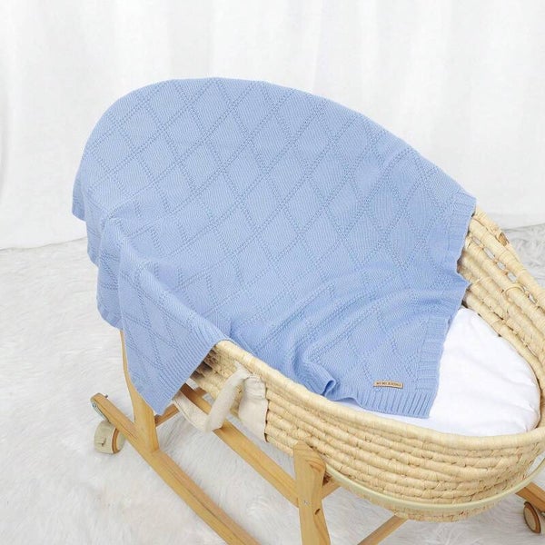 Copertina Neonato in Maglia Traforata – Azzurro Polvere