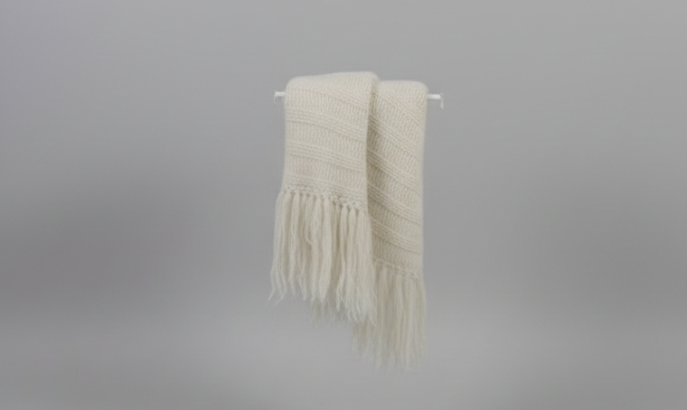 Sciarpa in Lana a Costine con Frange