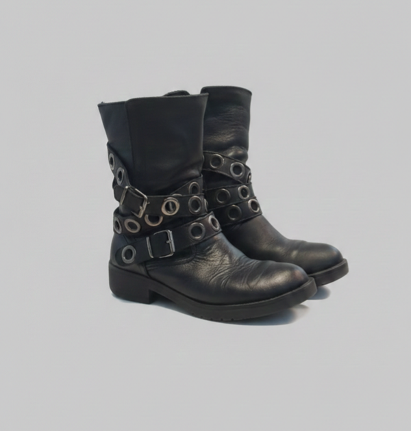Stivaletti Biker in Pelle Nera con Fibbie e Occhielli