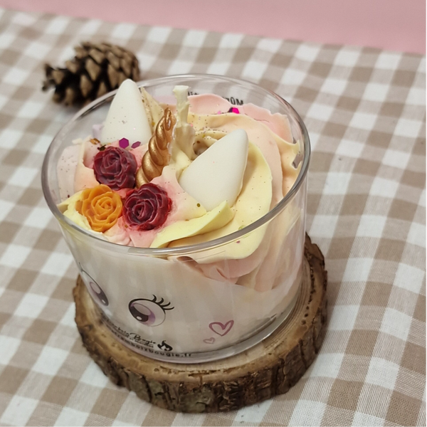 Bougie gourmande Licorne à la Mûre